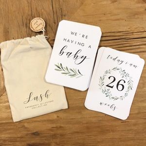 Blossom and Pear pregnancy milestone cards